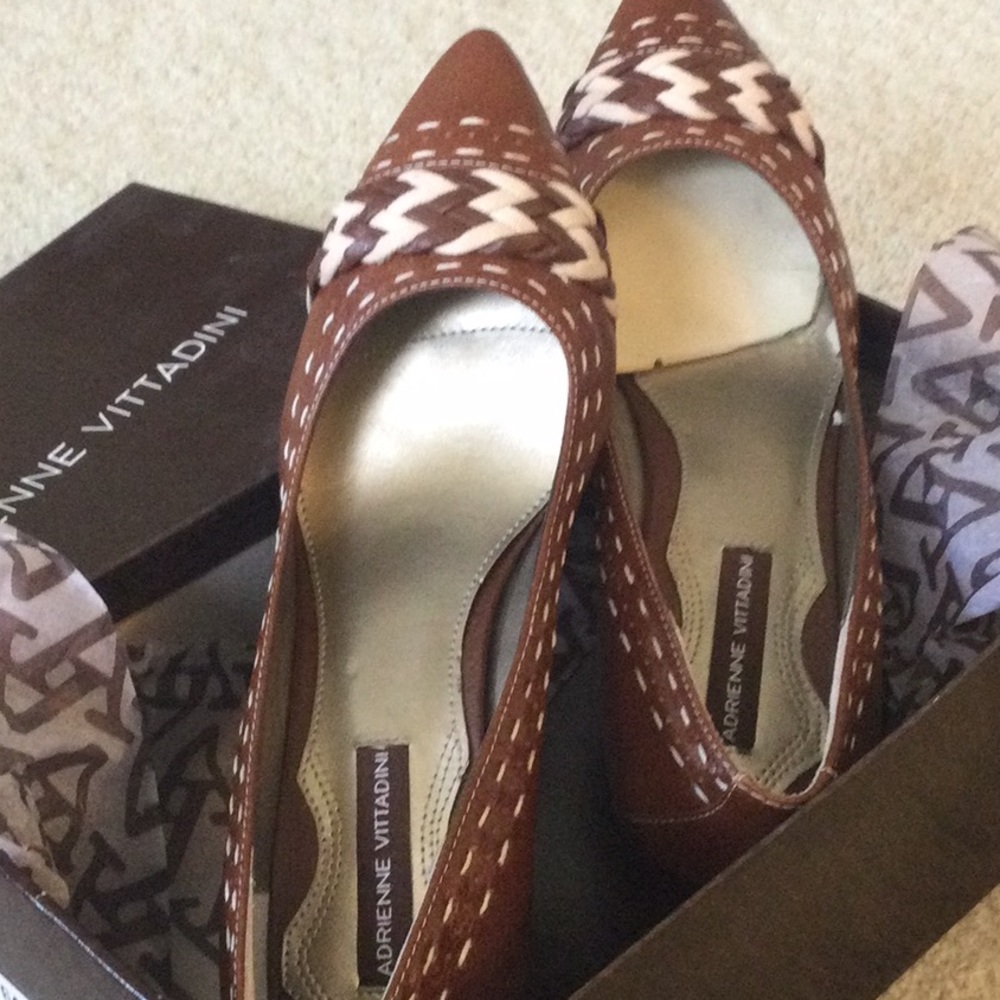 Adrienne Vittadini leather pumps size 7.5